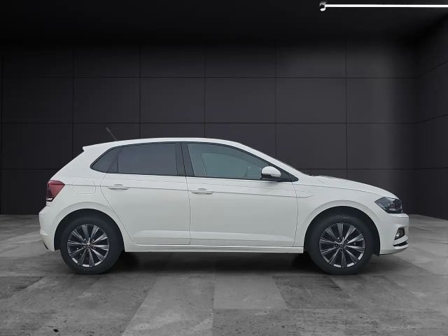 Volkswagen Polo DSG Highline