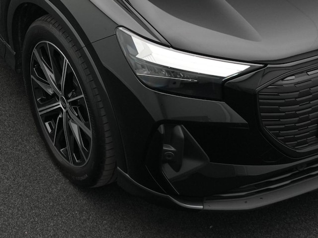 Audi Q4 e-tron SUV 45 e-tron Audi Q4 e-tron