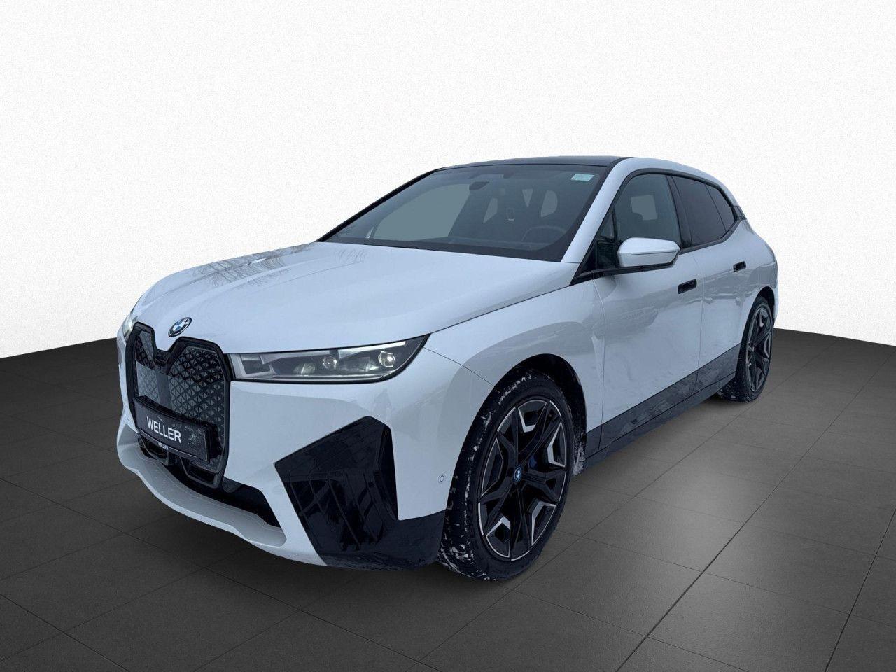 BMW iX xDrive