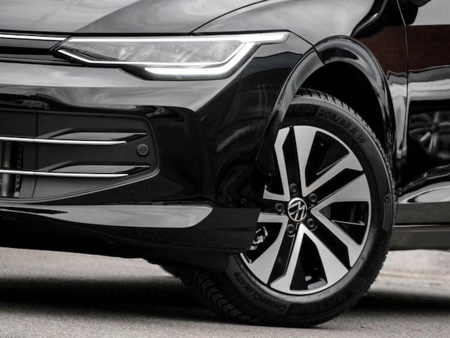 Volkswagen Golf 1.5 TSI Golf VIII