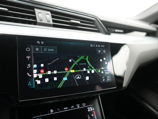Audi Q8 e-tron LEDER NAVI HUD VIRT CARPLAY SHZ PANO