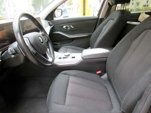 BMW 320 320d Touring