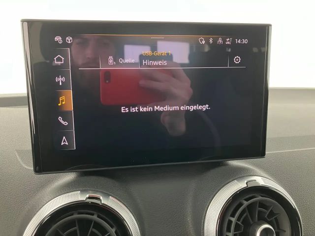 Audi Q2 30 TFSI S-Line