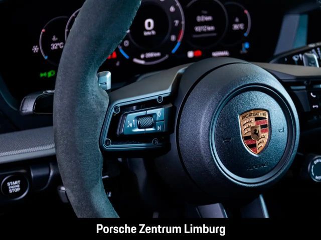 Porsche 992 Carrera Coupé