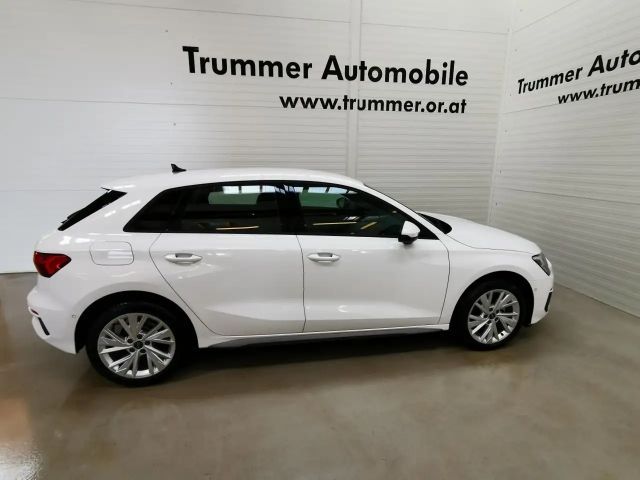 Audi A3 30 TFSI Sedan