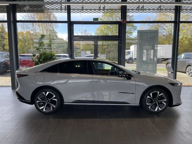 Mazda 6e Plus Takumi