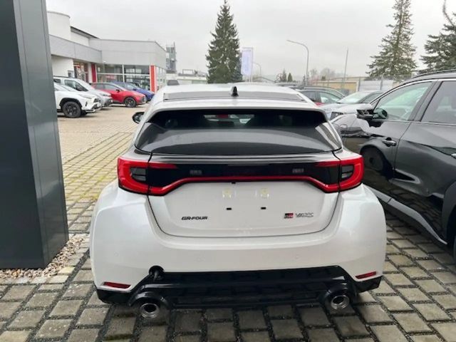 Toyota Yaris GR Performance Package