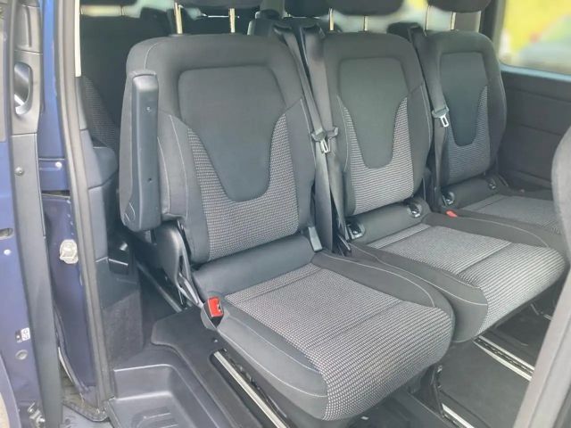 Mercedes-Benz V 220 Limousine Lang V 220 d