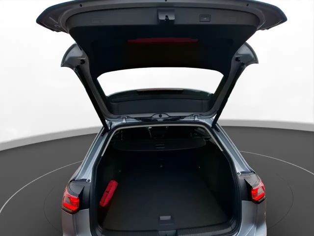 Volkswagen Golf DSG Style Variant