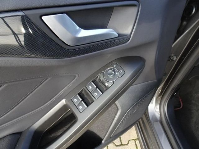 Ford Focus ST Line Wagon