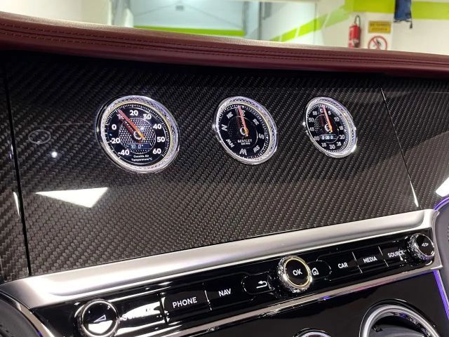 Bentley Continental GTC V8