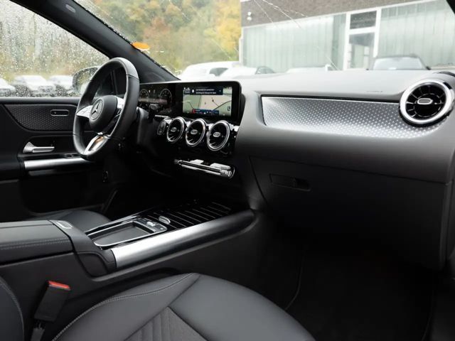 Mercedes-Benz B 200 Progressive