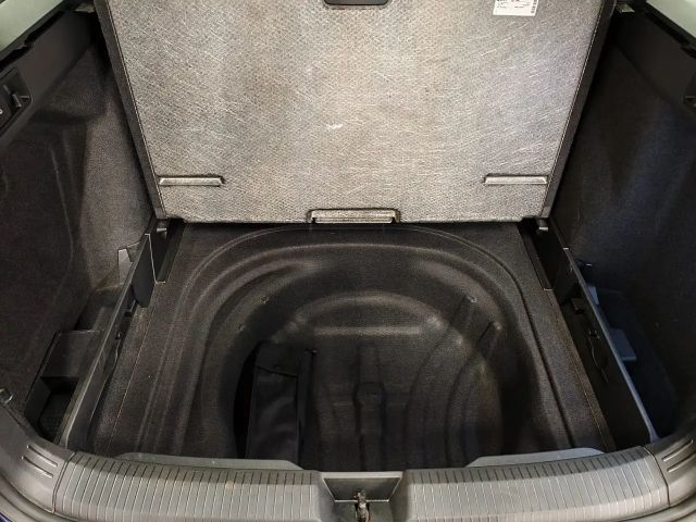 Volkswagen Golf DSG Life Variant