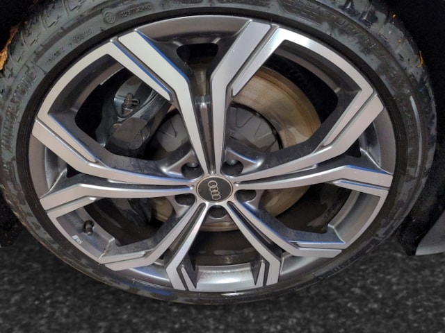 Audi S6 Avant Quattro