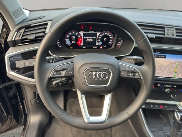 Audi Q3 35 TFSI S-Tronic