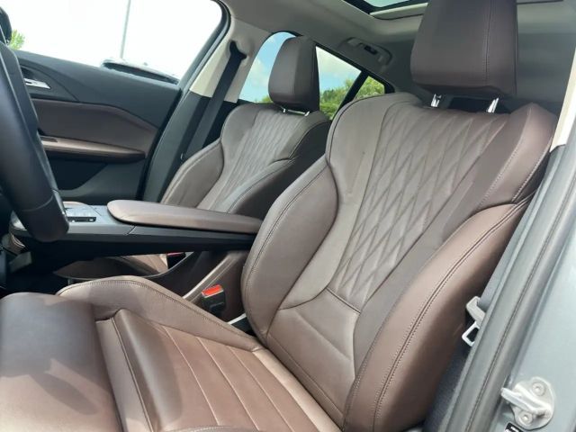 BMW X2 xDrive30/HUD/Panoramadach/Navi/Leder/LED/ACC