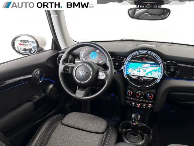 MINI One One AUTOM. NAVI LED PANO SPORTSITZ DIG.TACHO SHZ