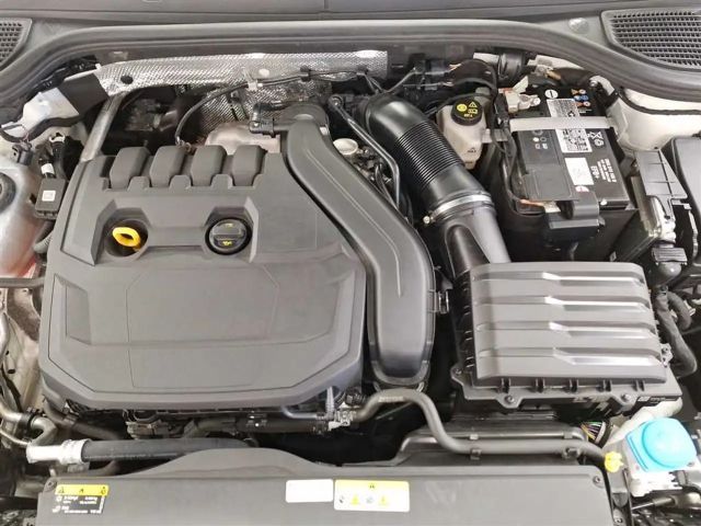 Volkswagen Golf 1.5 TSI Life