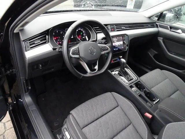 Volkswagen Passat 2.0 TDI Business DSG Variant