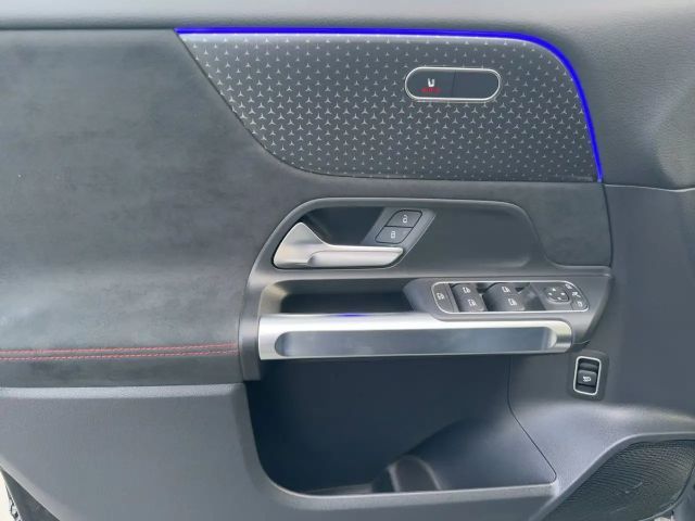 Mercedes-Benz EQB 300 4MATIC AMG Line