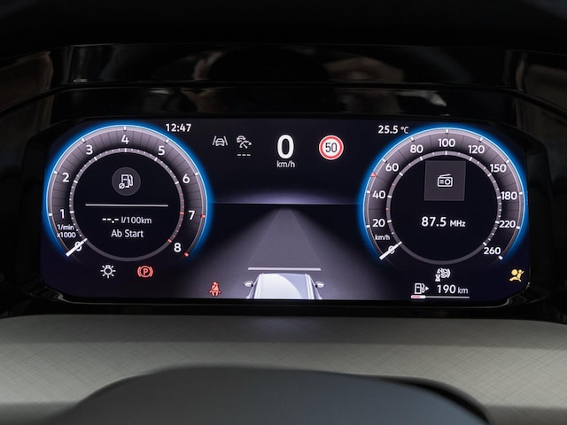 Volkswagen Golf Life Variant