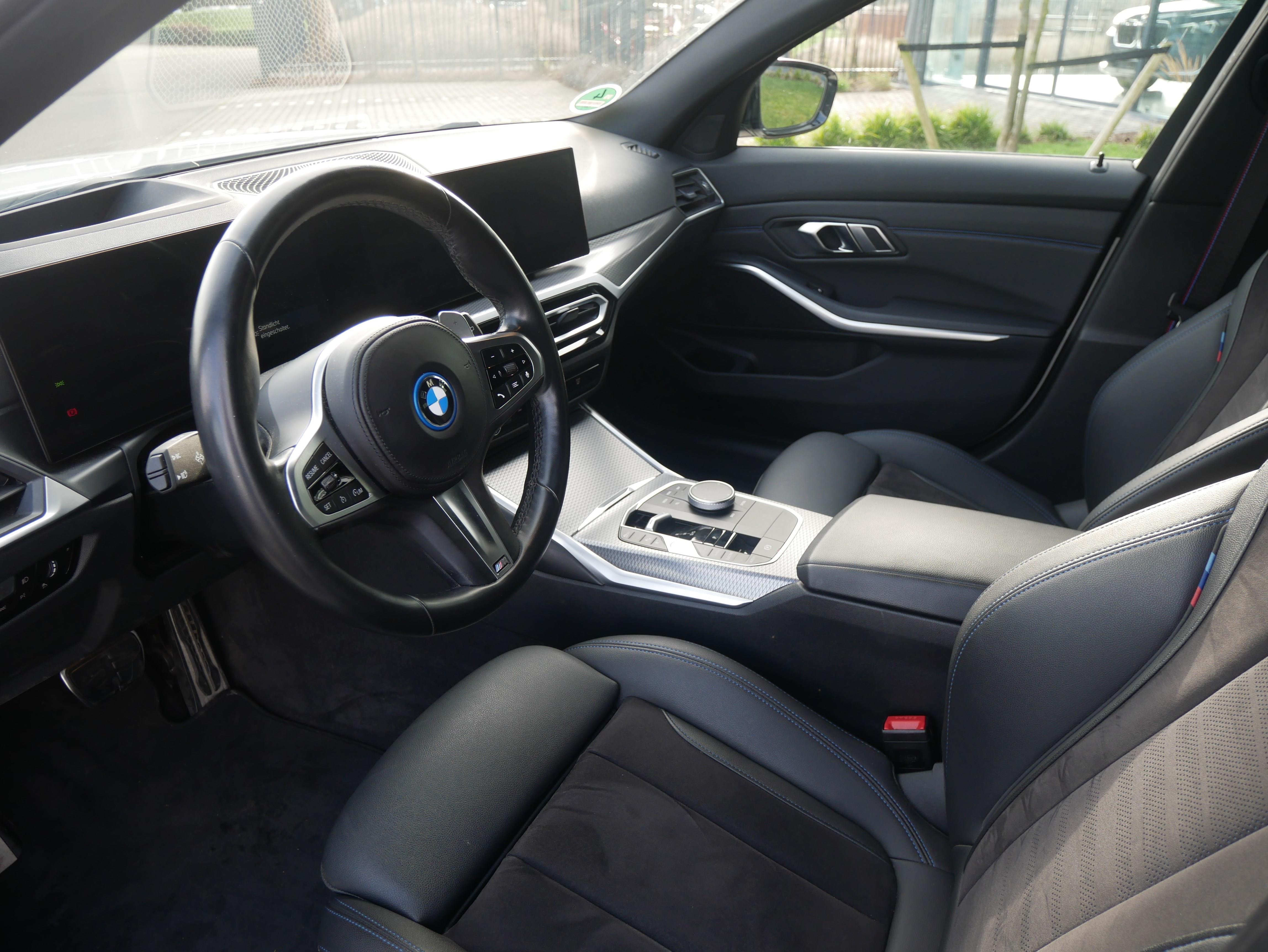 BMW 320 320e Touring