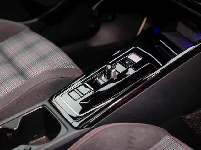 Volkswagen Golf 2.0 TSI DSG GTI Style