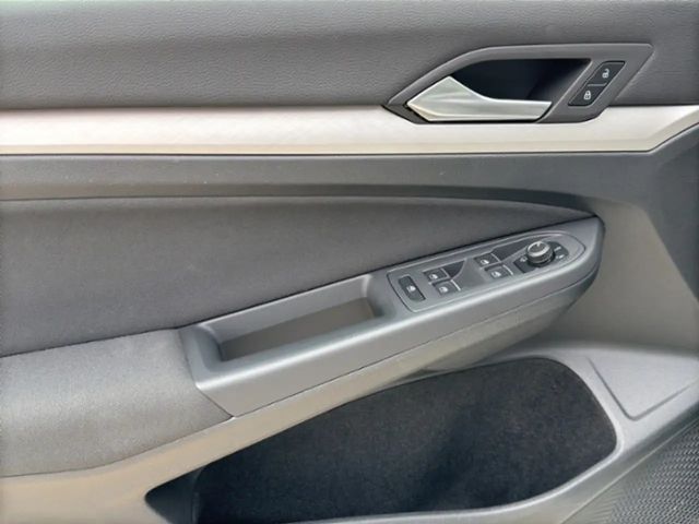 Volkswagen Golf 2.0 TDI Golf VIII Life Variant