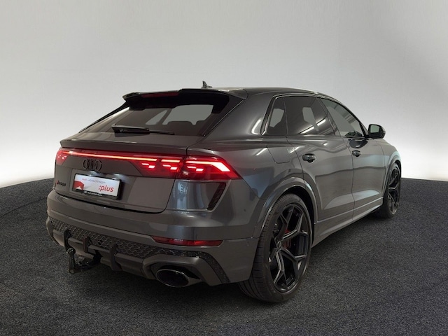 Audi RS Q8 Performance Quattro