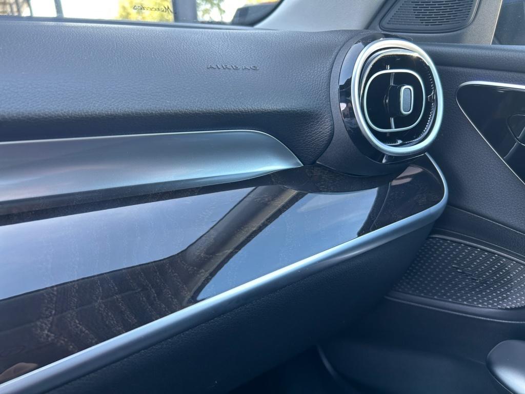 Mercedes-Benz C 180 AVANTGARDE Sedan