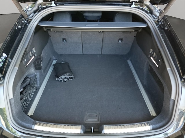 Audi A6 Avant Quattro S-Tronic