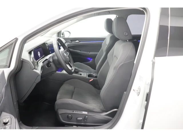 Volkswagen Golf 1.5 TSI Golf VIII Style Variant