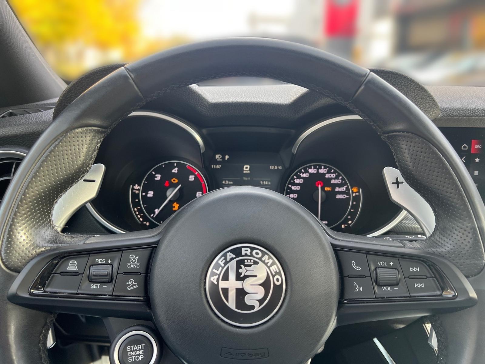 Alfa Romeo Stelvio Veloce