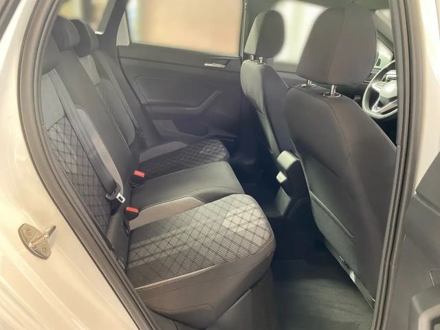 Volkswagen Taigo 1.0 TSI R-Line