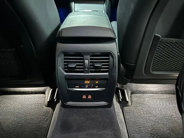 BMW 320 320d M-Sport Touring xDrive