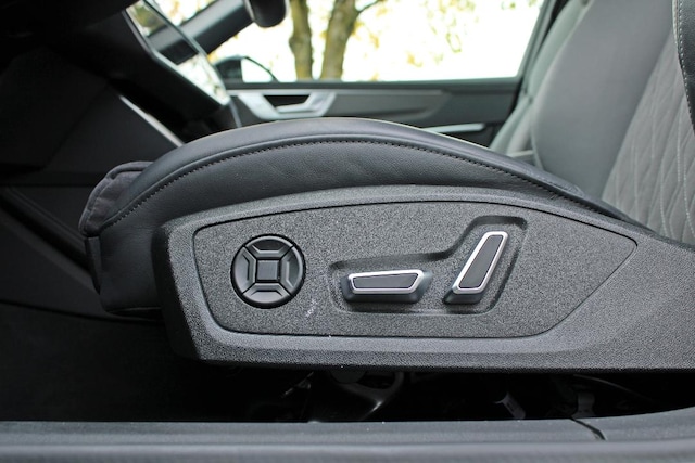 Audi S6 Avant Quattro