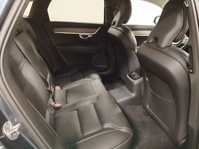 Volvo S90 AWD Dark Plus Recharge T8