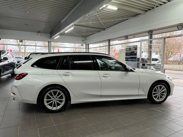 BMW 320 320d Touring xDrive