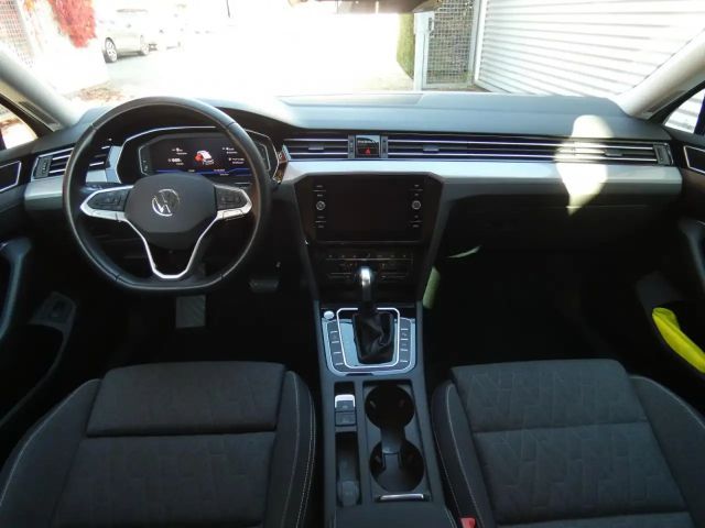 Volkswagen Passat 2.0 TDI Business DSG Variant