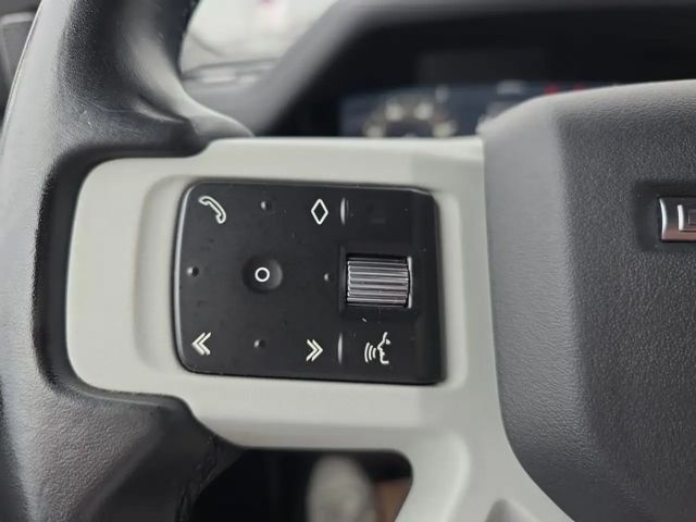 Land Rover Defender 90 D250 SE