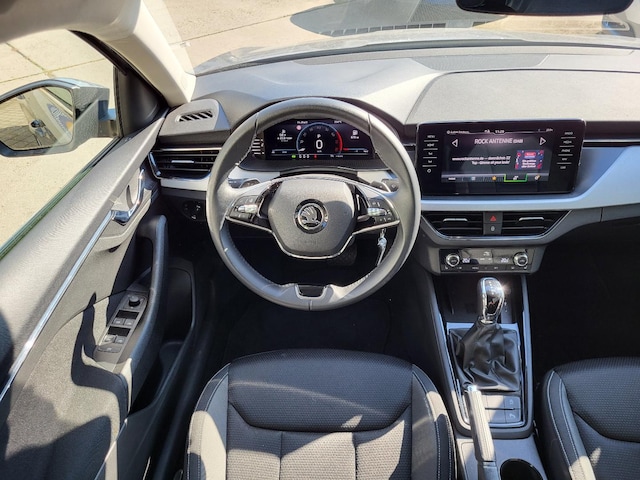 Skoda Scala 16"LM 2AC+ Navi behFS 4PDC SunSet FSE