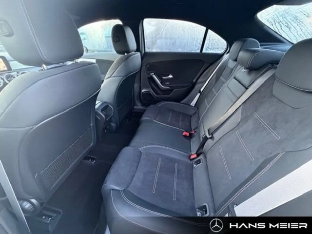 Mercedes-Benz A 200 AMG Line