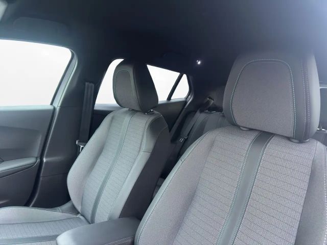 Peugeot E-2008 Allure Pack