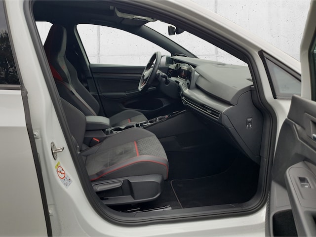 Volkswagen Golf 2.0 TSI Golf VIII