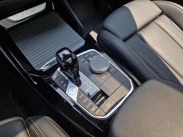BMW X3 xDrive30e