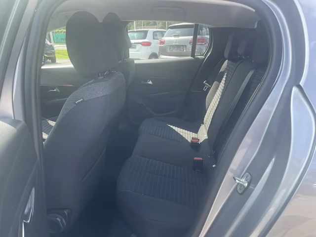 Peugeot 208 PureTech Style