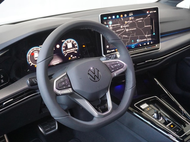 Volkswagen Golf 1.5 eTSI DSG R-Line