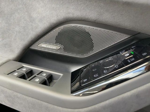 Audi A6 e-tron Head-Up Matrix B&O AHK