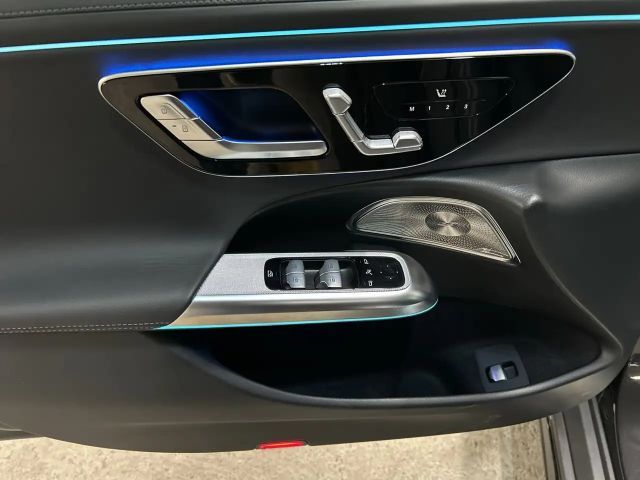 Mercedes-Benz E 220 4MATIC E 220 d Estate