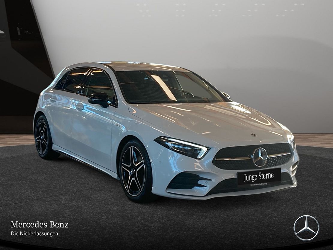 Mercedes-Benz A 180 AMG Line